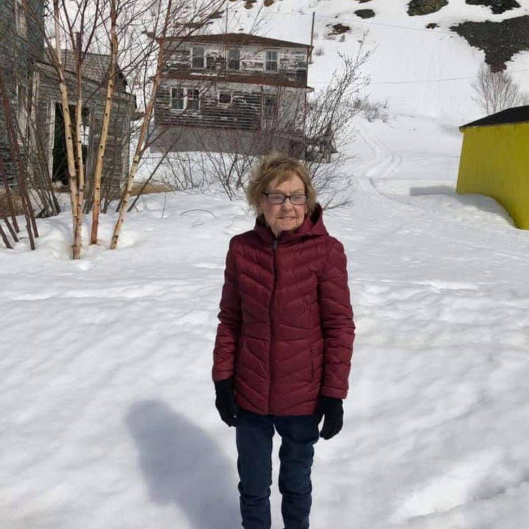 As 'smallest town in Canada' empties out, former residents recall its vibrant past